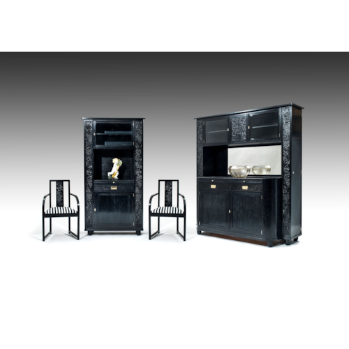 SMALL SIDEBOARD